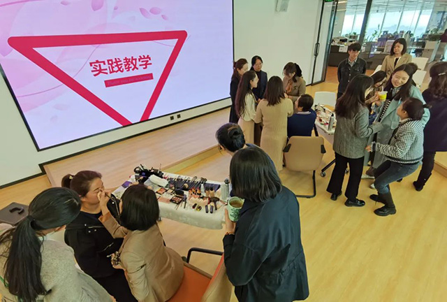 《飞鸟•文化平台》首期沙龙精彩启幕！