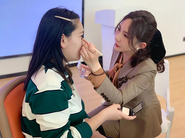 《飞鸟•文化平台》首期沙龙精彩启幕！